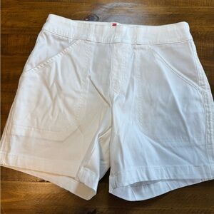 Spanx Twill White Shorts size small